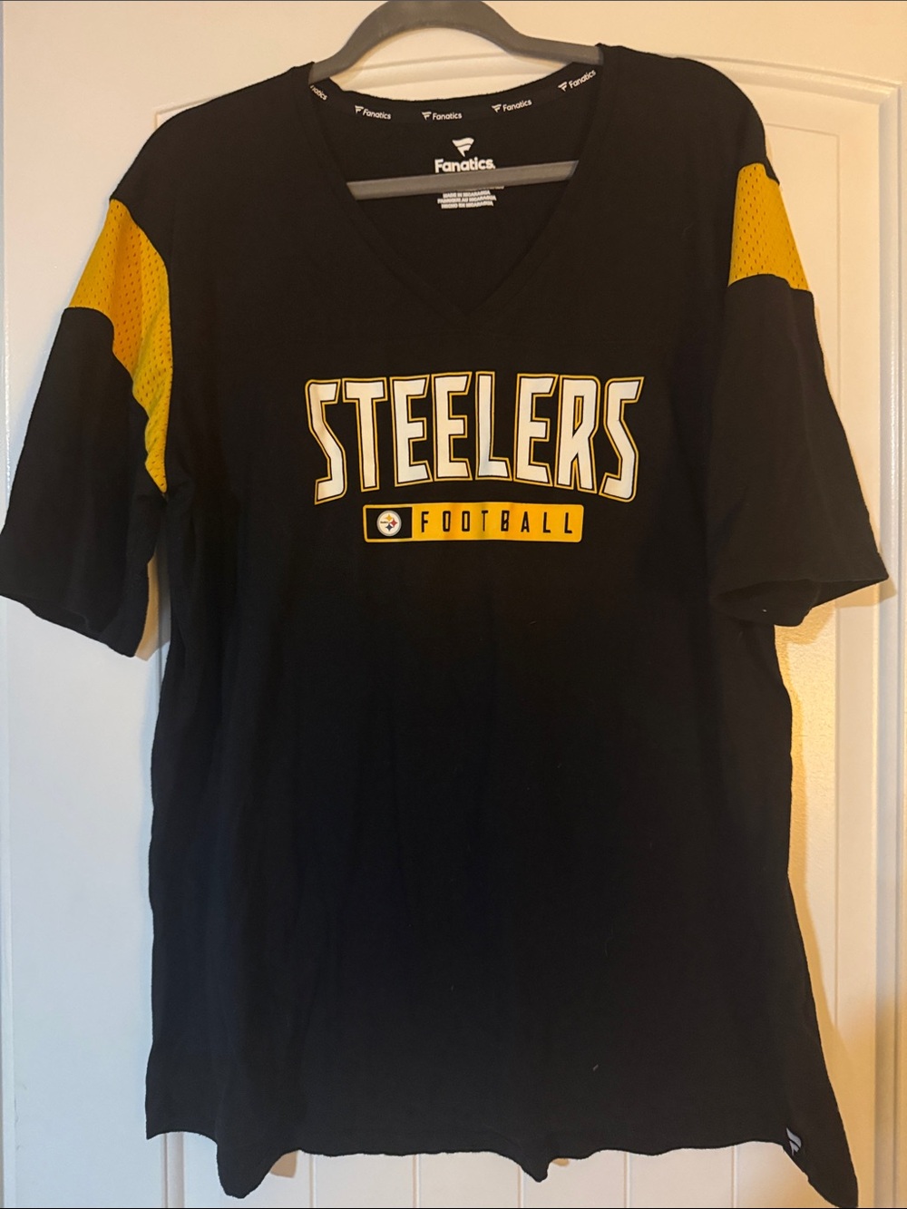 Fanatics Black and Yellow Steelers Short Sleeve V-Neck Tee